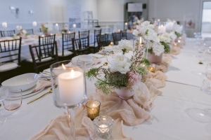 A wedding table arrangement at Tradewinds Hotel